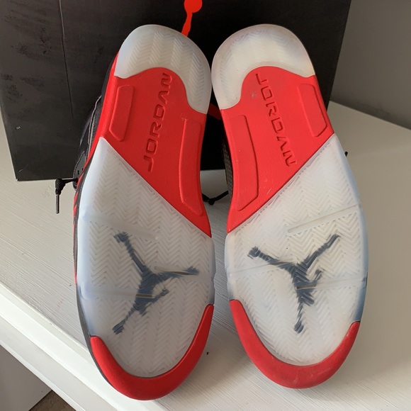 Jordan 5 Satin Bred